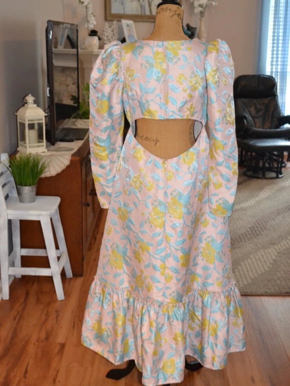 Asos NEW Floral Jacquard Puff sleeve Plunge neck Pleated High waist Midi Dress 8 - Picture 9 of 14